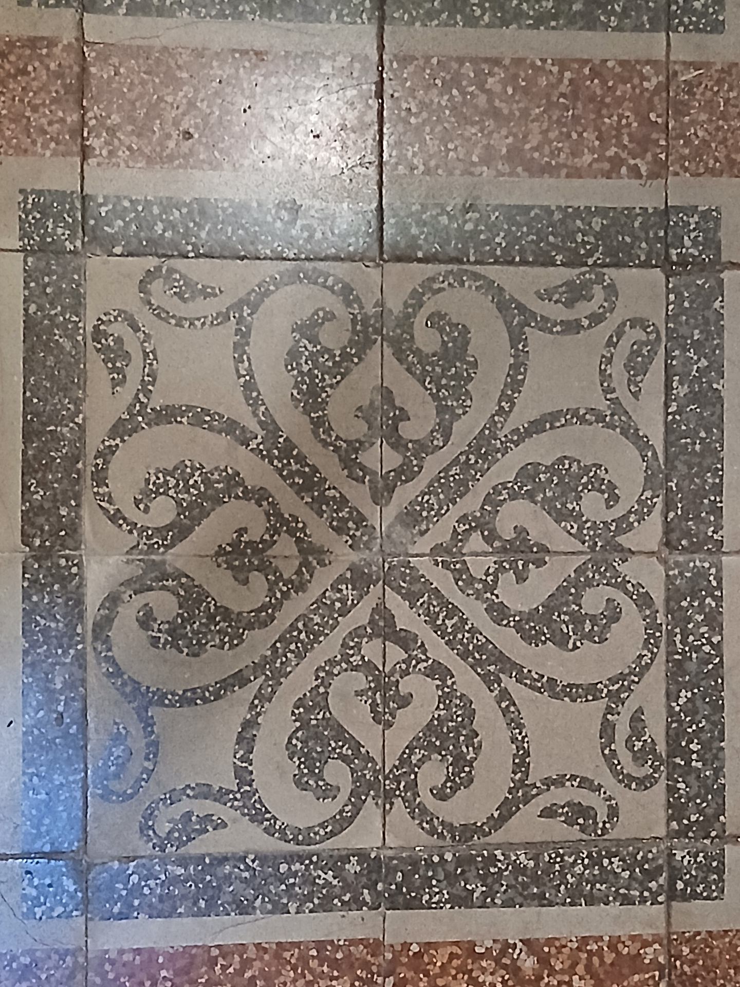 Détail carreaux de ciment - Couloir d'entrée